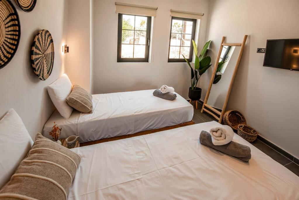 Casacarma Iii, Private Pool, Boho Design, Central Lakhania Eksteriør bilde